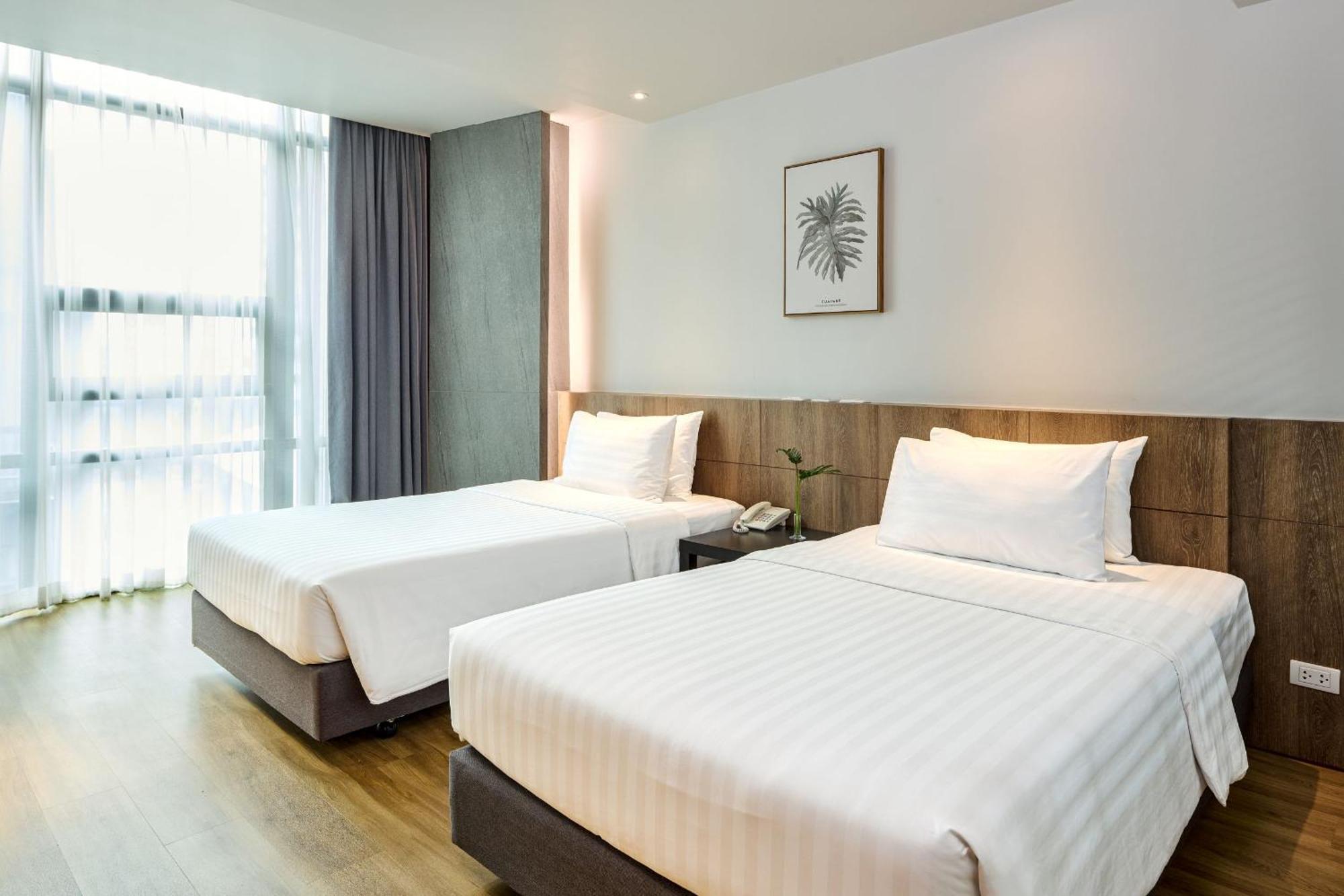 Tk Palace Hotel & Convention Bangkok Exterior photo