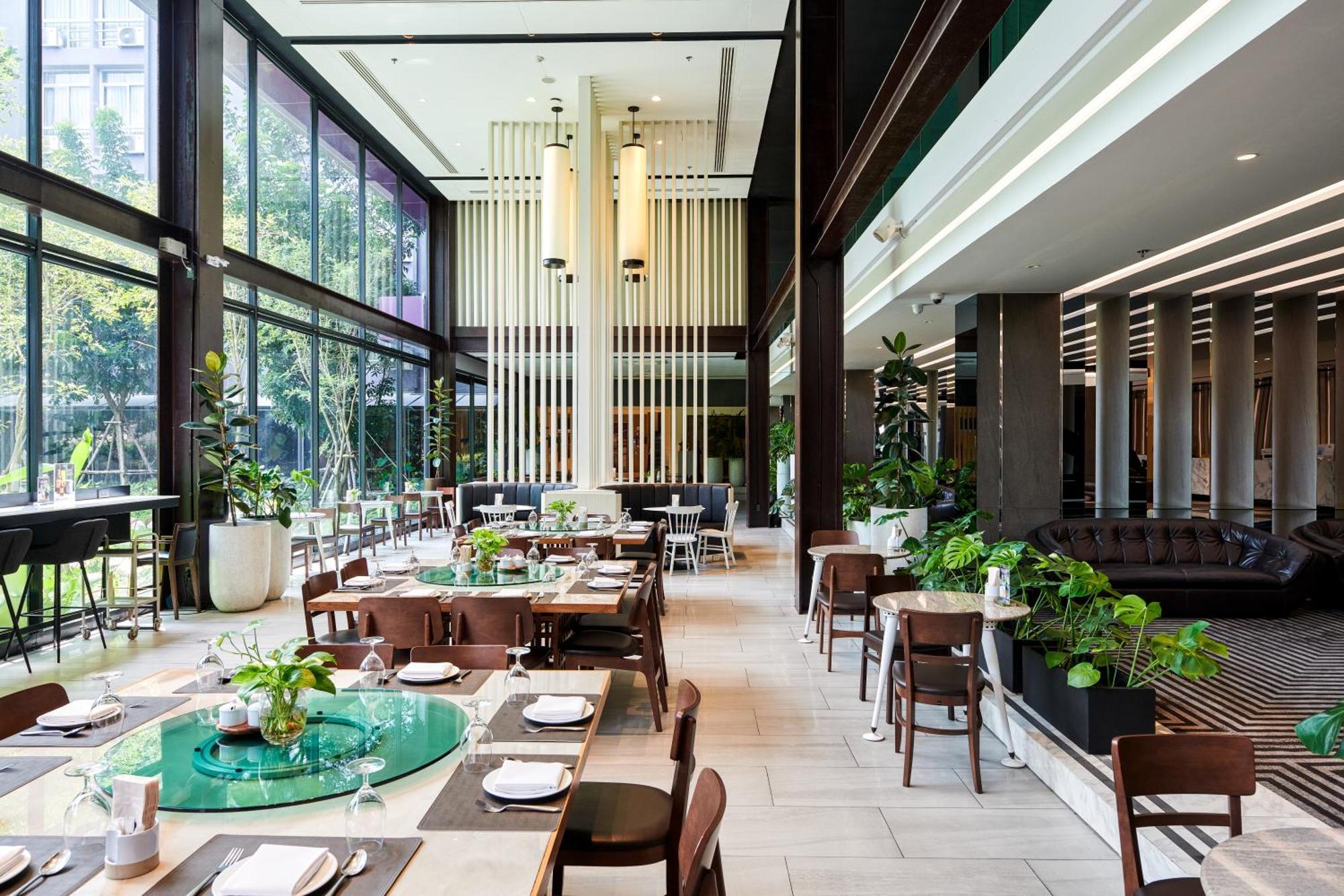 Tk Palace Hotel & Convention Bangkok Exterior photo