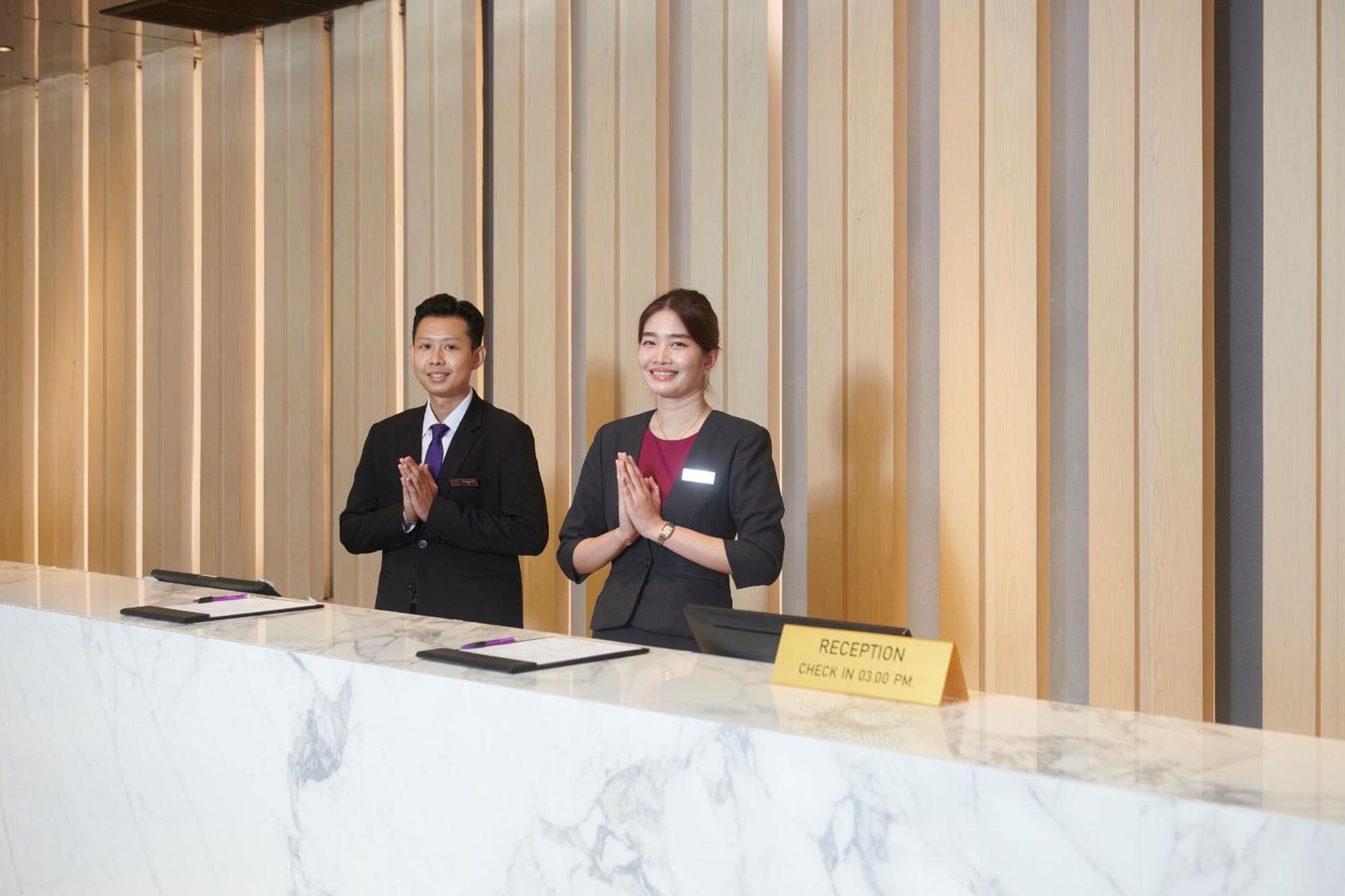 Tk Palace Hotel & Convention Bangkok Exterior photo