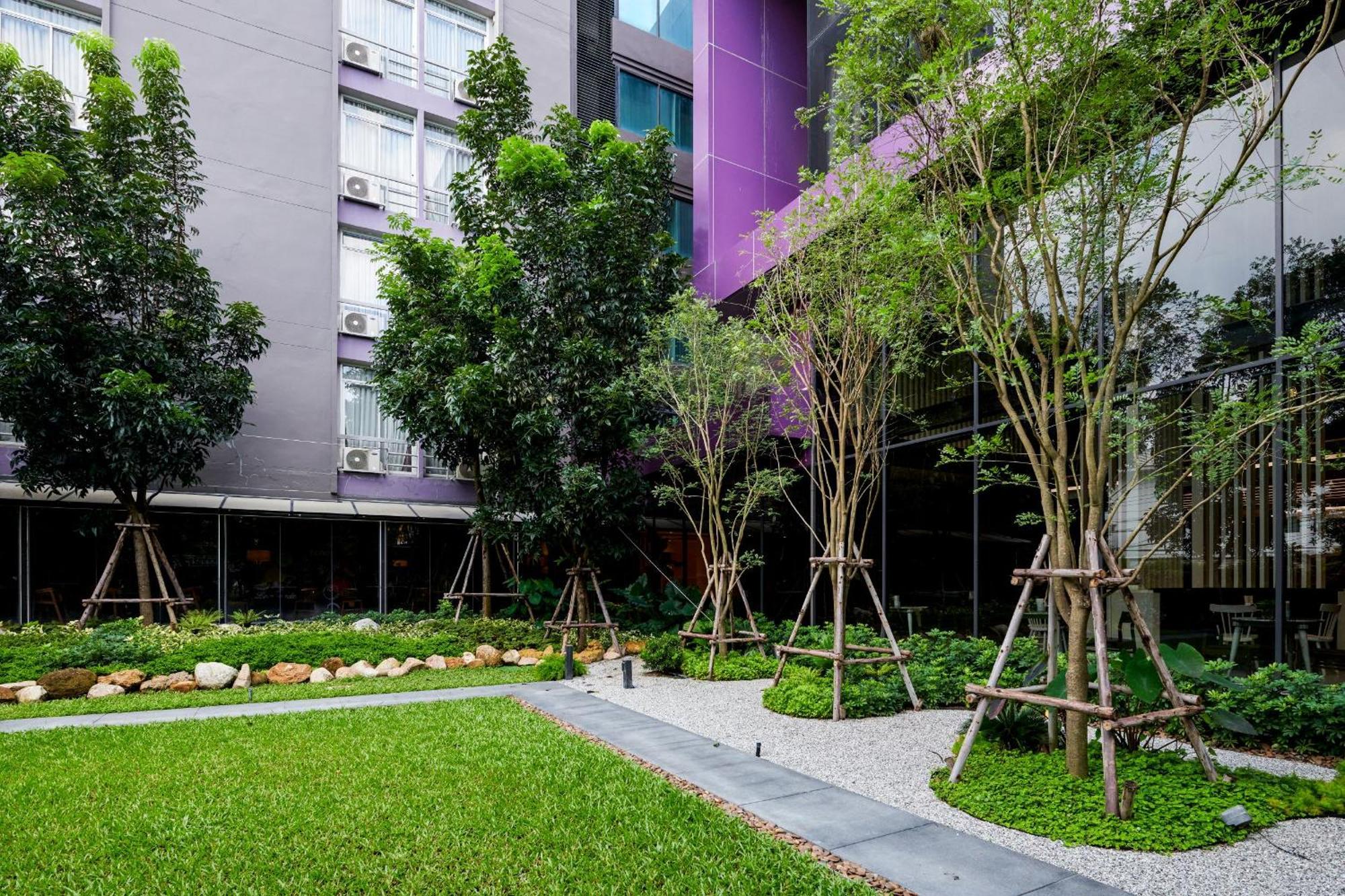 Tk Palace Hotel & Convention Bangkok Exterior photo
